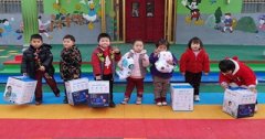 太空萌寶機器人走進幼兒園